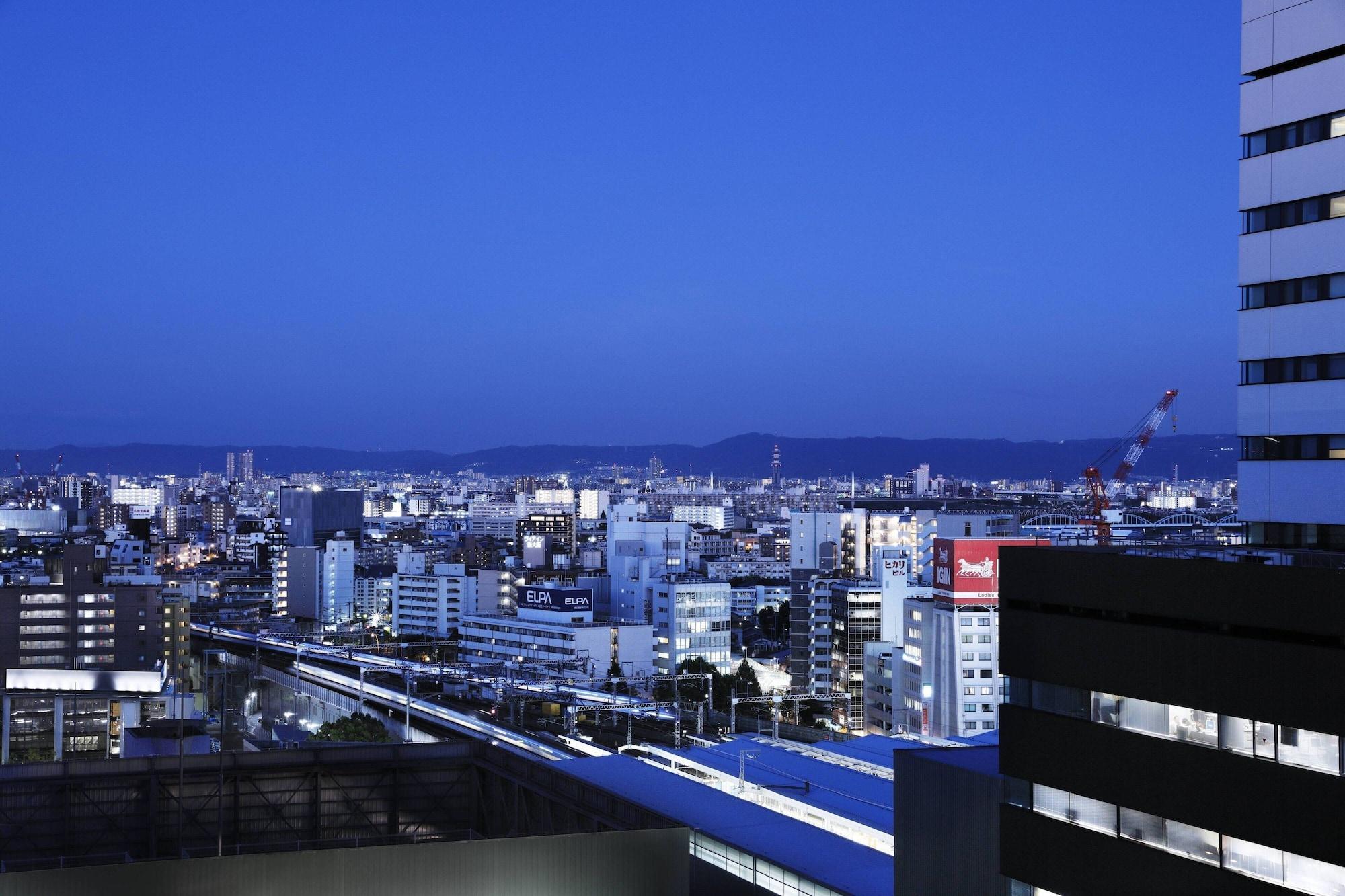 Courtyard By Marriott Shin-Osaka Station Hotel Exterior photo